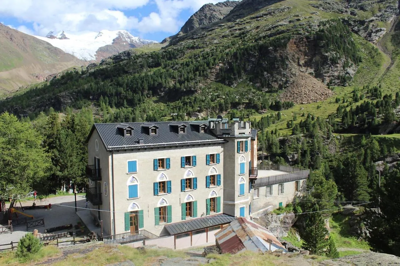 Rifugio Ghiacciaio Dei Forni Hotel Valfurva