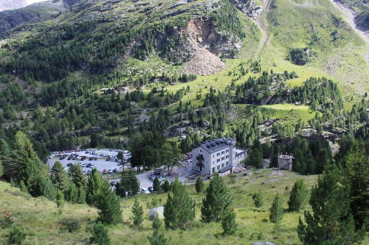 Rifugio Ghiacciaio Dei Forni Hotel Valfurva 0*,  Italy